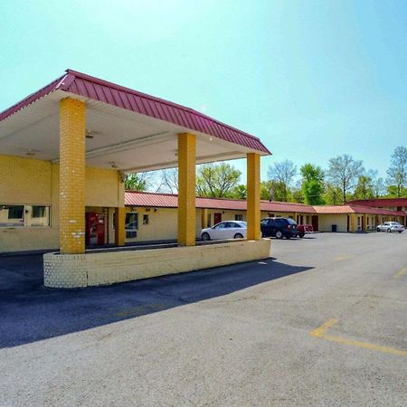 Econo Lodge Inn & Suites 卡本代尔 外观 照片